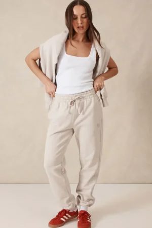 Pants|Sweats & Fleece^Ceres Life Classic Trackpant Almond